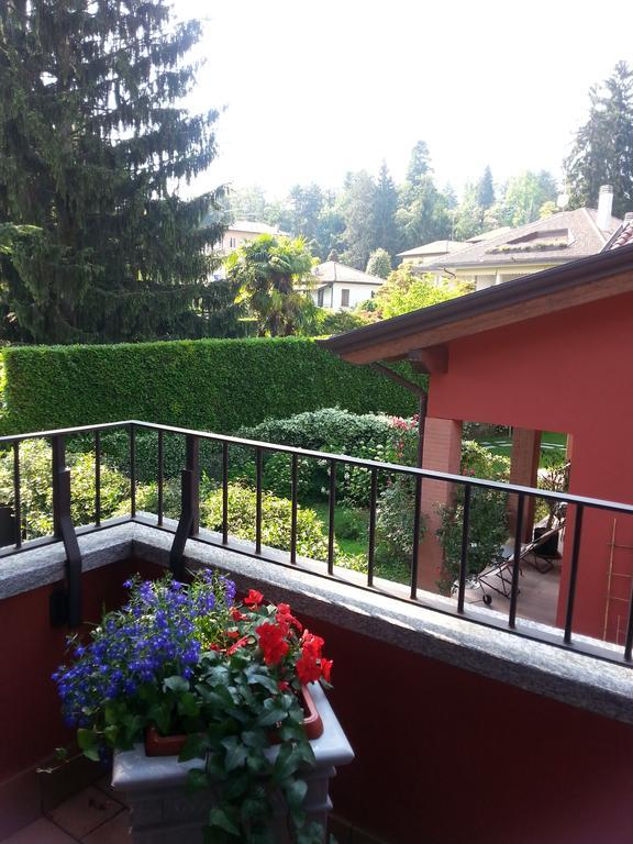 B&B Douglas House Varese Exterior photo